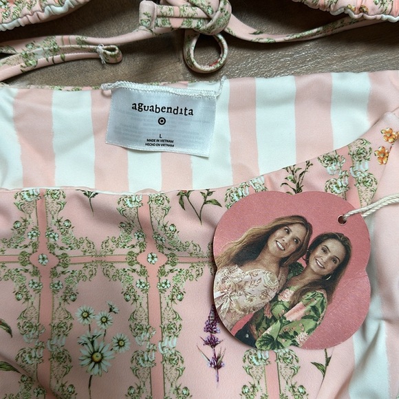 NWT Agua Bendita x Target Dainty Floral/Stripe Reversible Triangle Bikini Sz L - Picture 16 of 16